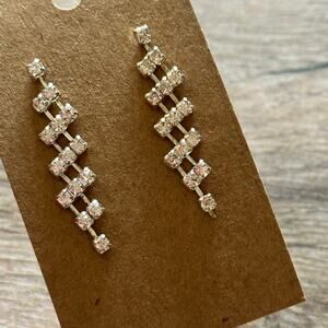 BOGO FREE Vintage 80’s prom
1” earrings